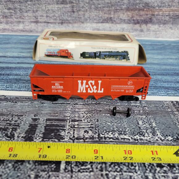 Vintage Bachmann H.O scale MSTL hopper train car red and white - Picture 6 of 10